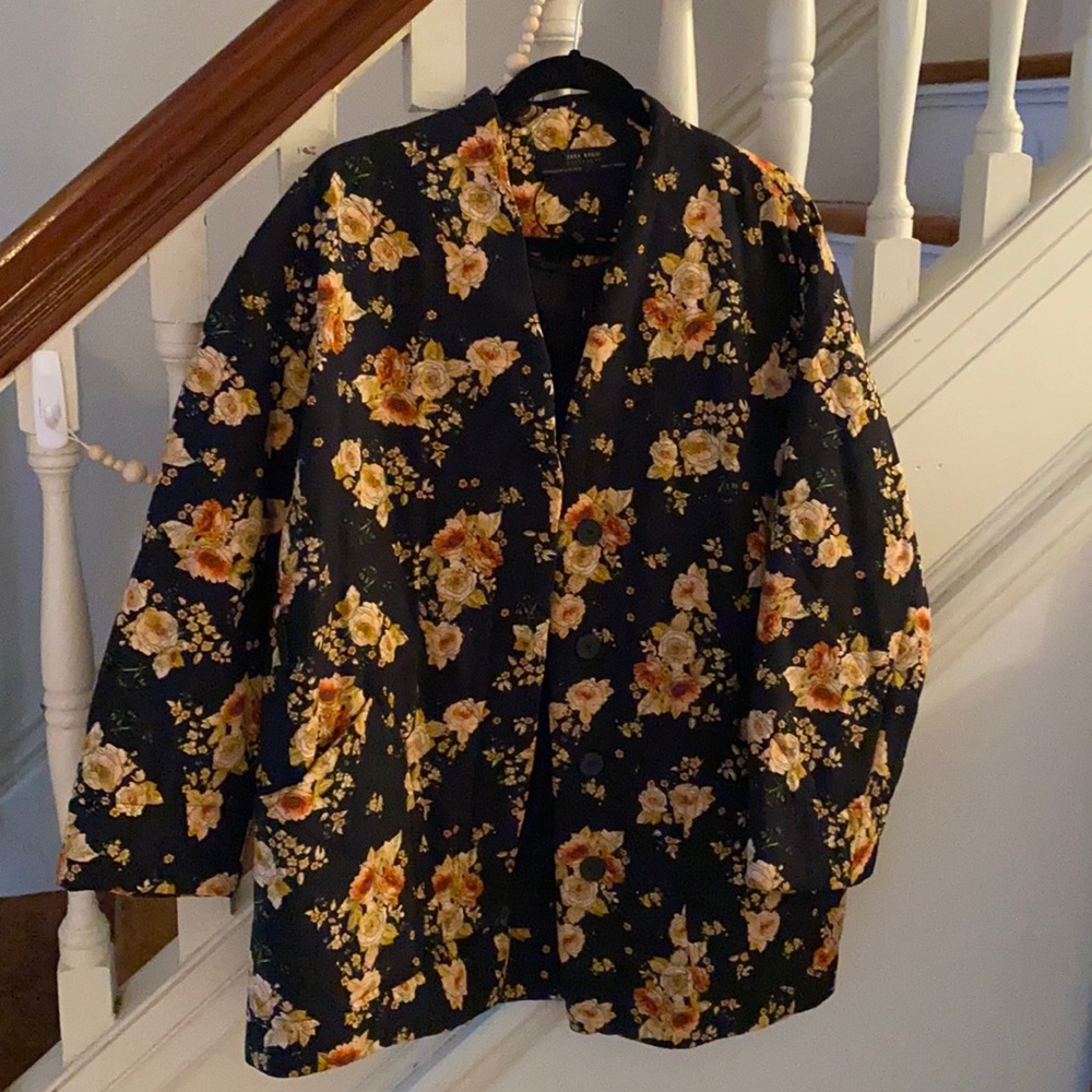 COPY - 💫 Zara Quilted Floral Jacket - M/L 💫